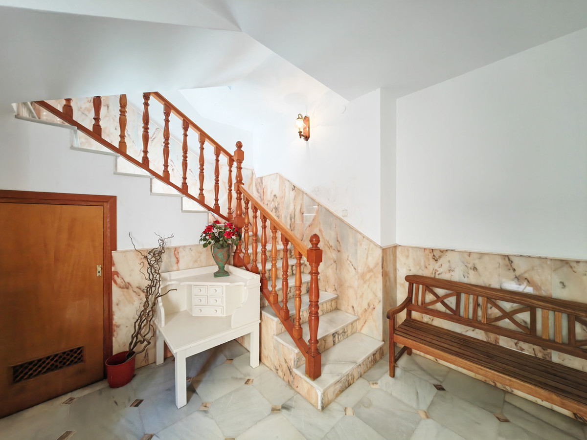 Townhouse for sale in Estepona