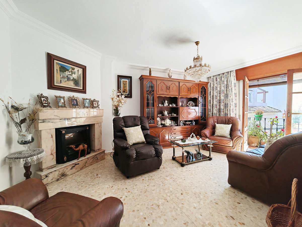 Townhouse for sale in Estepona