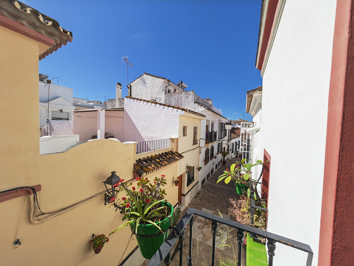 Townhouse for sale in Estepona