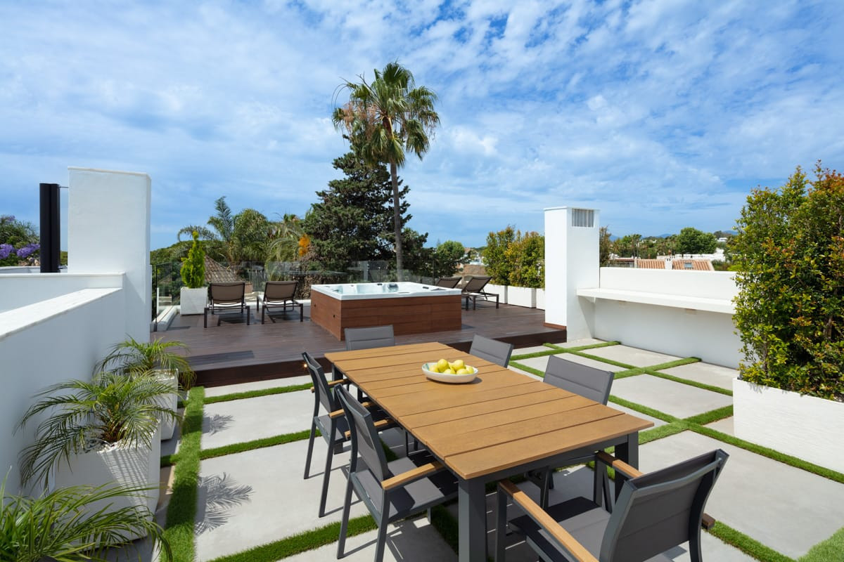 Villa for sale in The Golden Mile