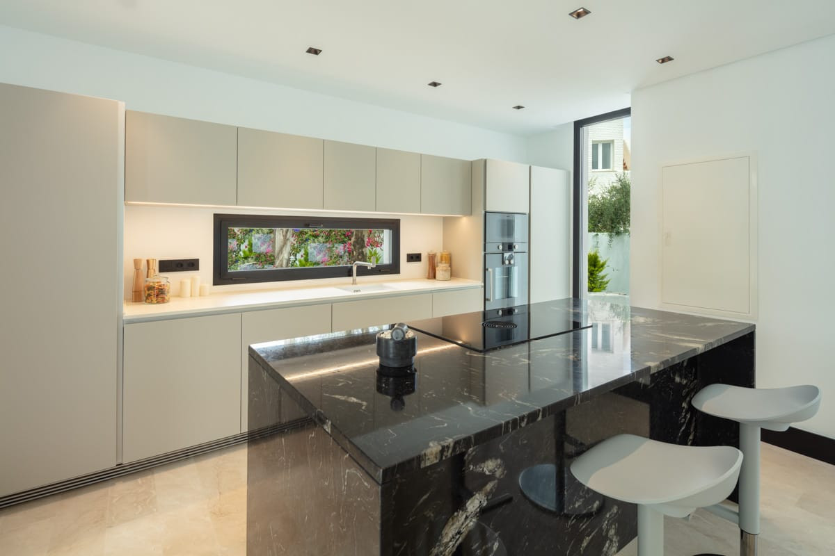 Villa for sale in The Golden Mile