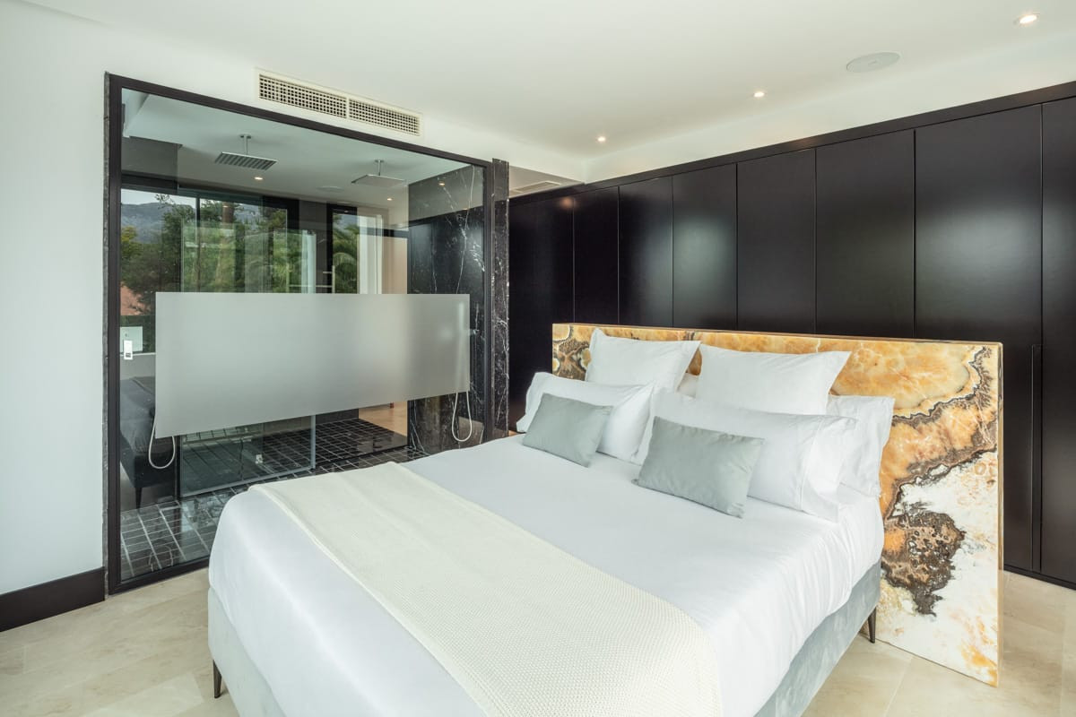 Villa for sale in The Golden Mile