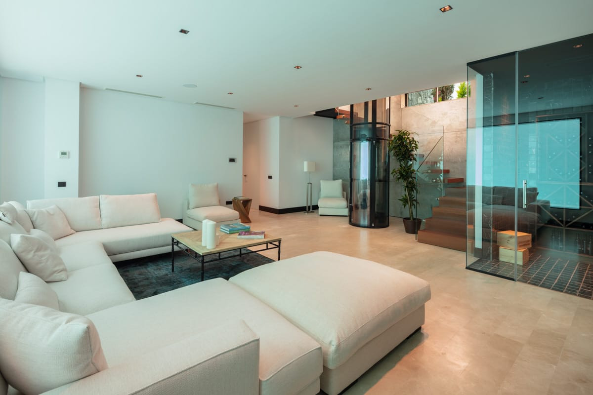 Villa for sale in The Golden Mile
