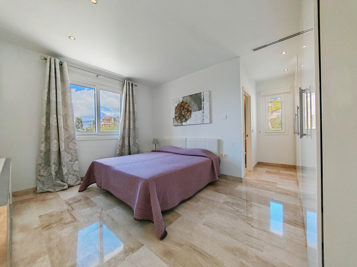 DP-12-R4885396-21 Villa for sale in El Rosario