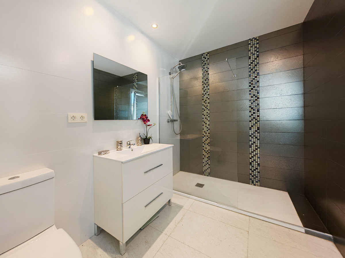 DP-12-R4885396-22 Villa for sale in El Rosario