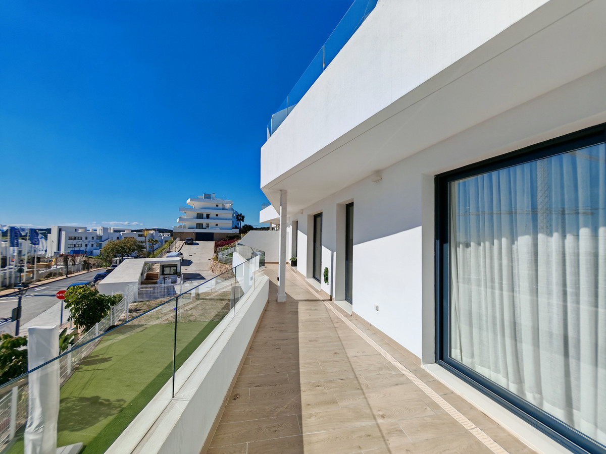 DP-12-R4888849-12 Apartment for sale in Estepona