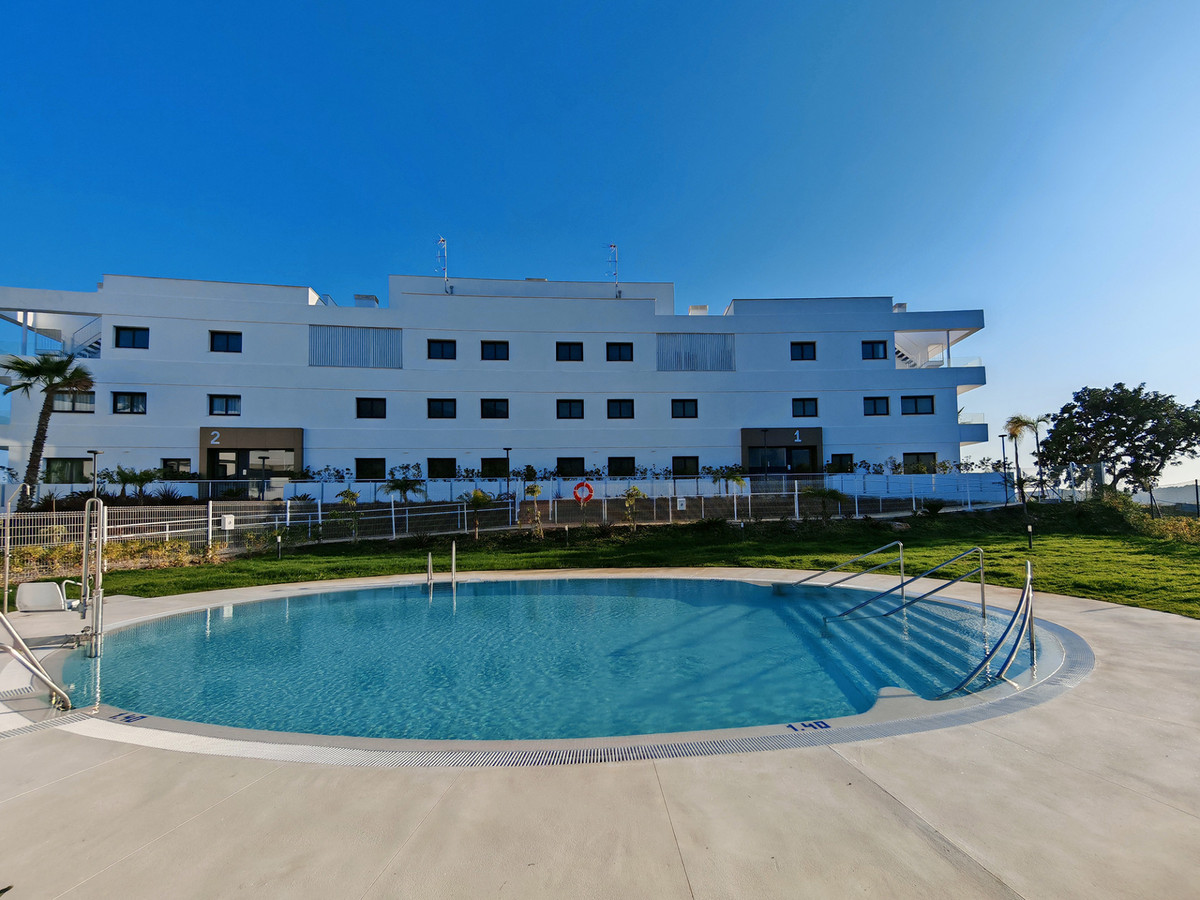 DP-12-R4888849-15 Apartment for sale in Estepona
