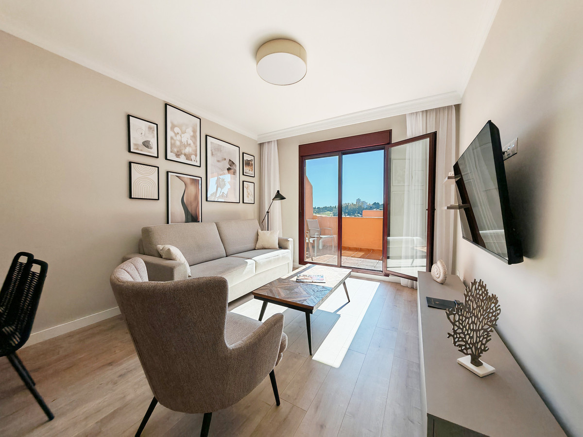 DP-12-R5004595-2 Penthouse for sale in Benahavís