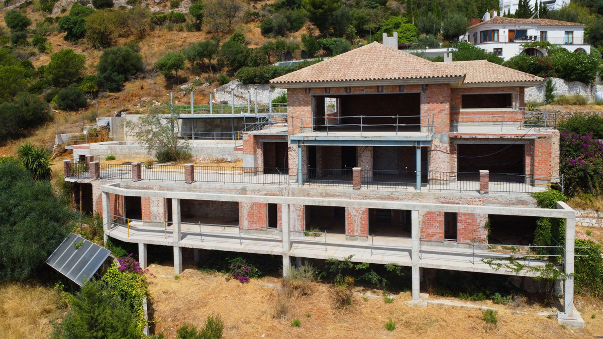 Villa for sale in Mijas