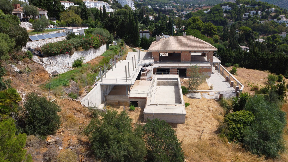 Villa for sale in Mijas
