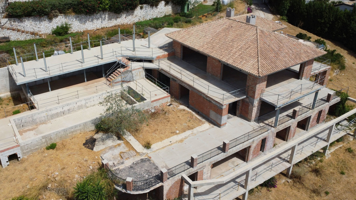 Villa for sale in Mijas