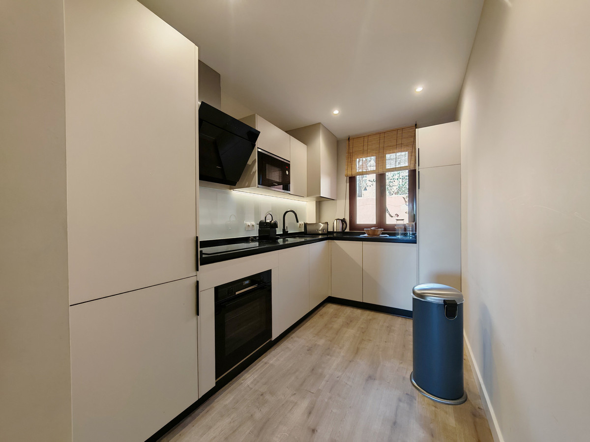 Apartment for sale in Benahavís