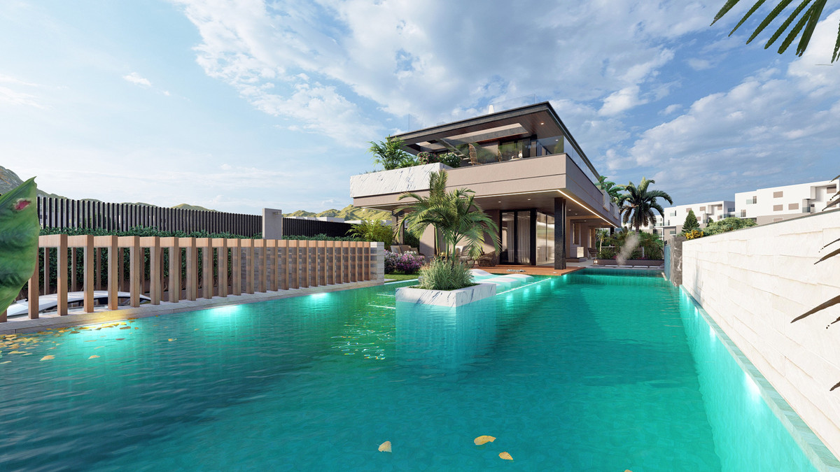 Villa for sale in Benalmadena