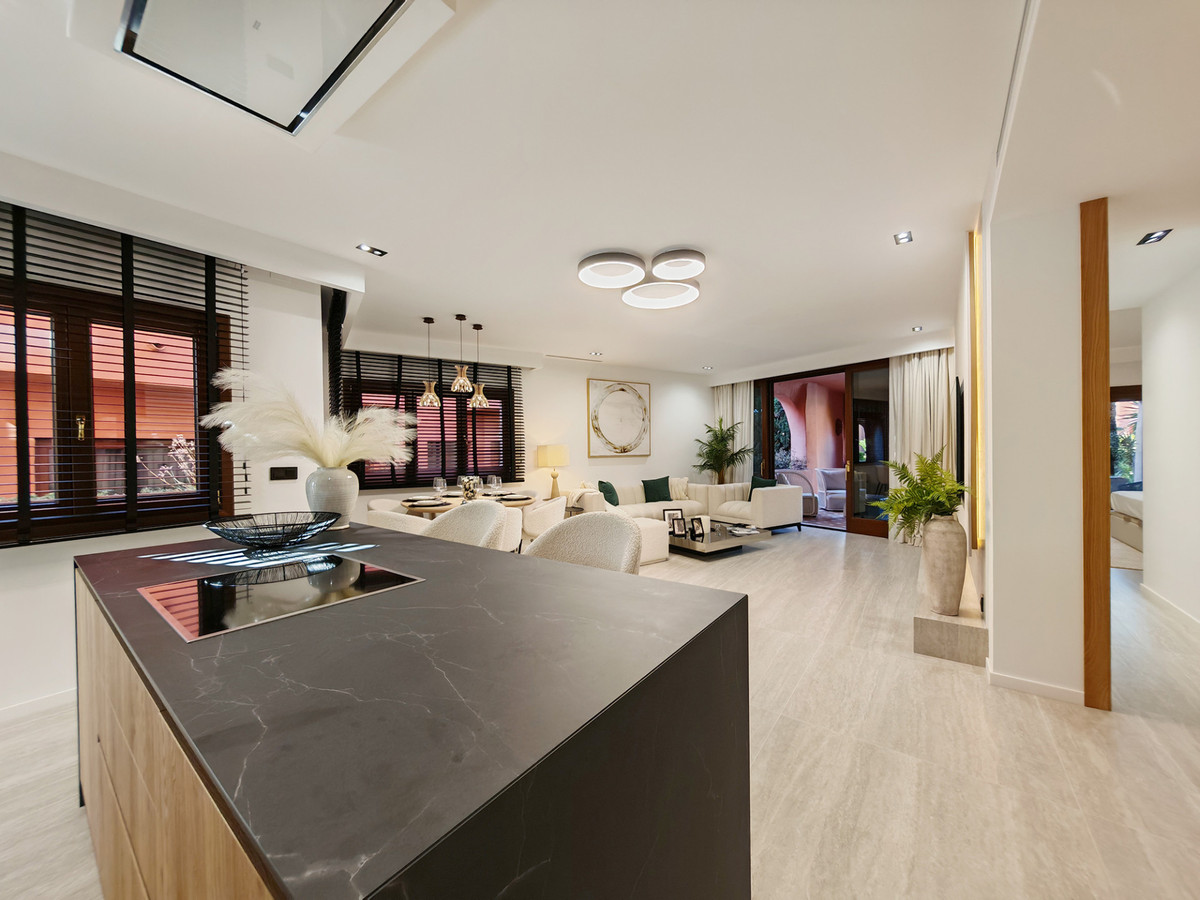 DP-12-R5209327-4 Apartment for sale in Estepona