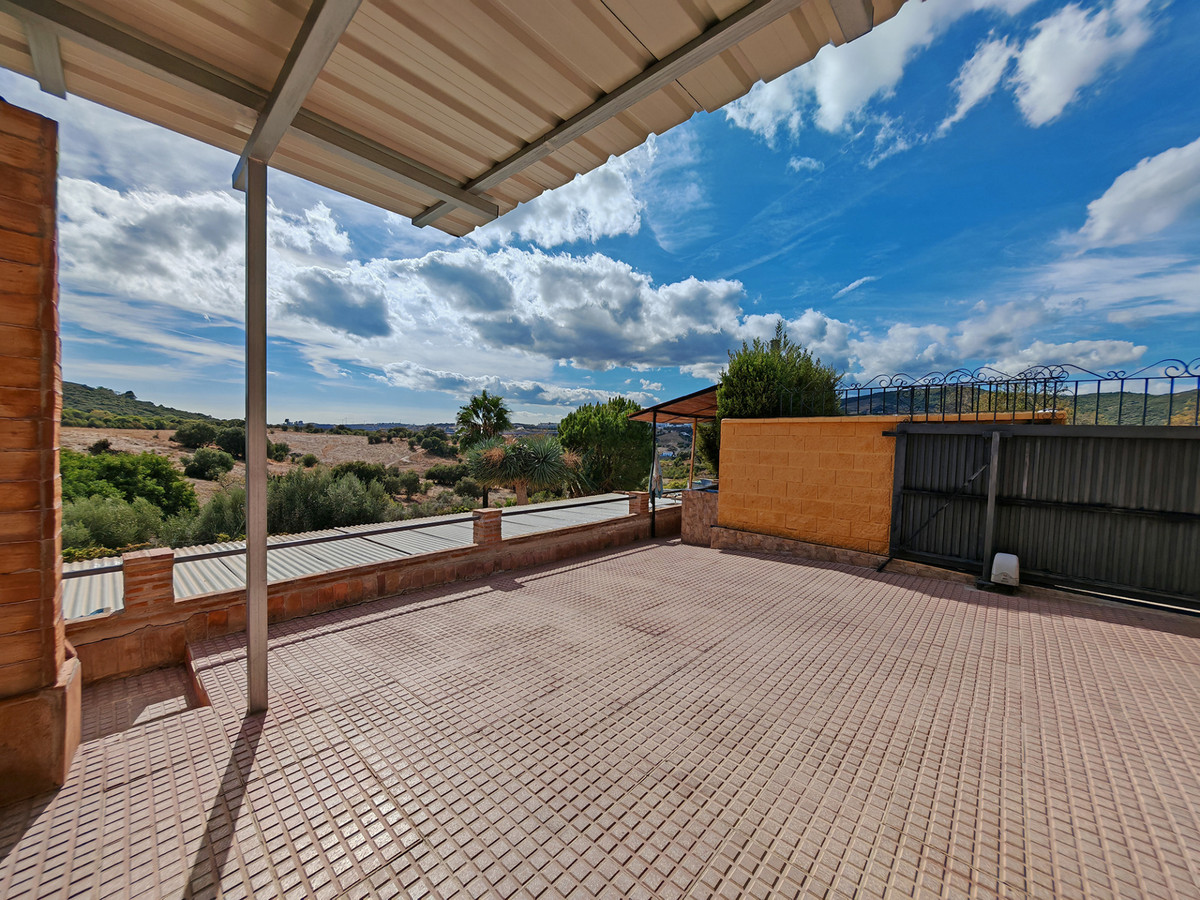DP-12-R5215729-9 Finca for sale in Estepona