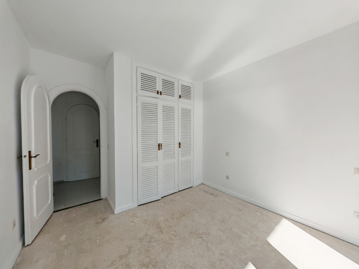 DP-12-R5236669-11 Townhouse for sale in Cabopino