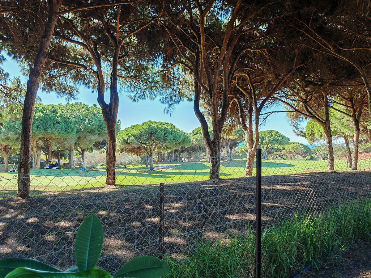 DP-12-R5236669-18 Townhouse for sale in Cabopino