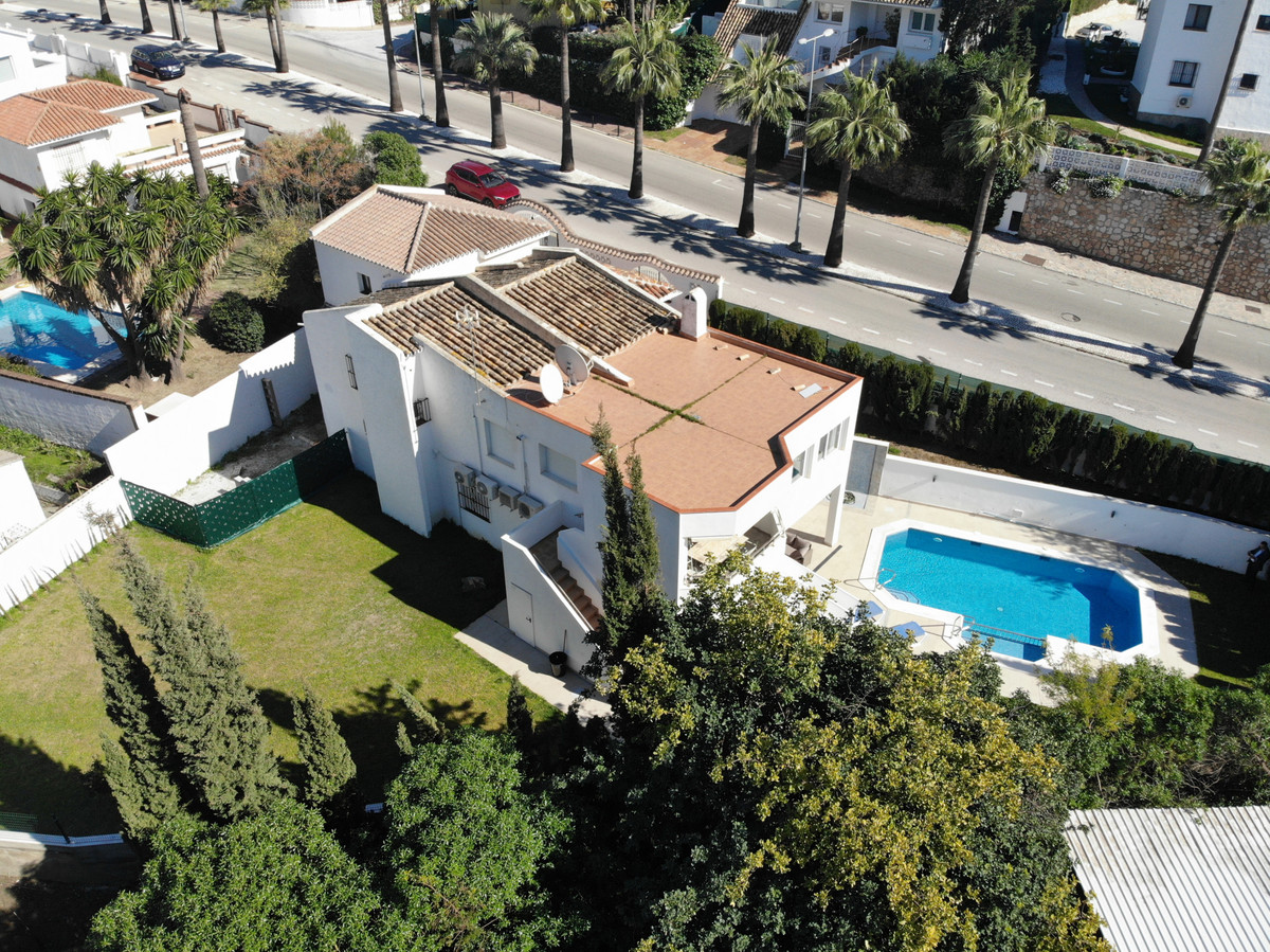 DP-12-R5242030-22 Villa for sale in Riviera del Sol