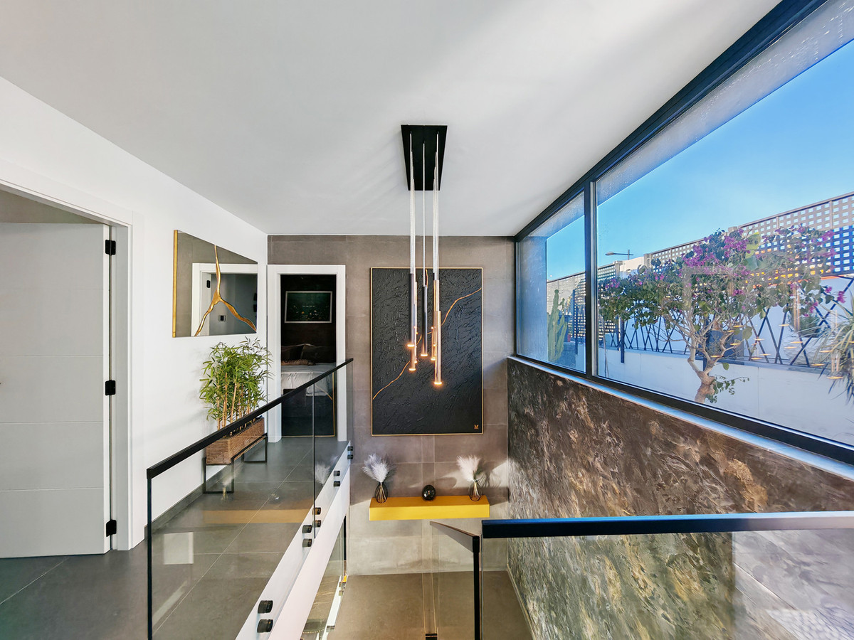 Villa for sale in Valle Romano