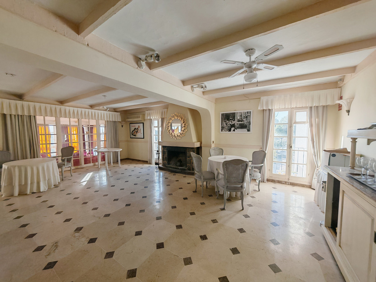 Commercial – Restaurant for sale in Mijas