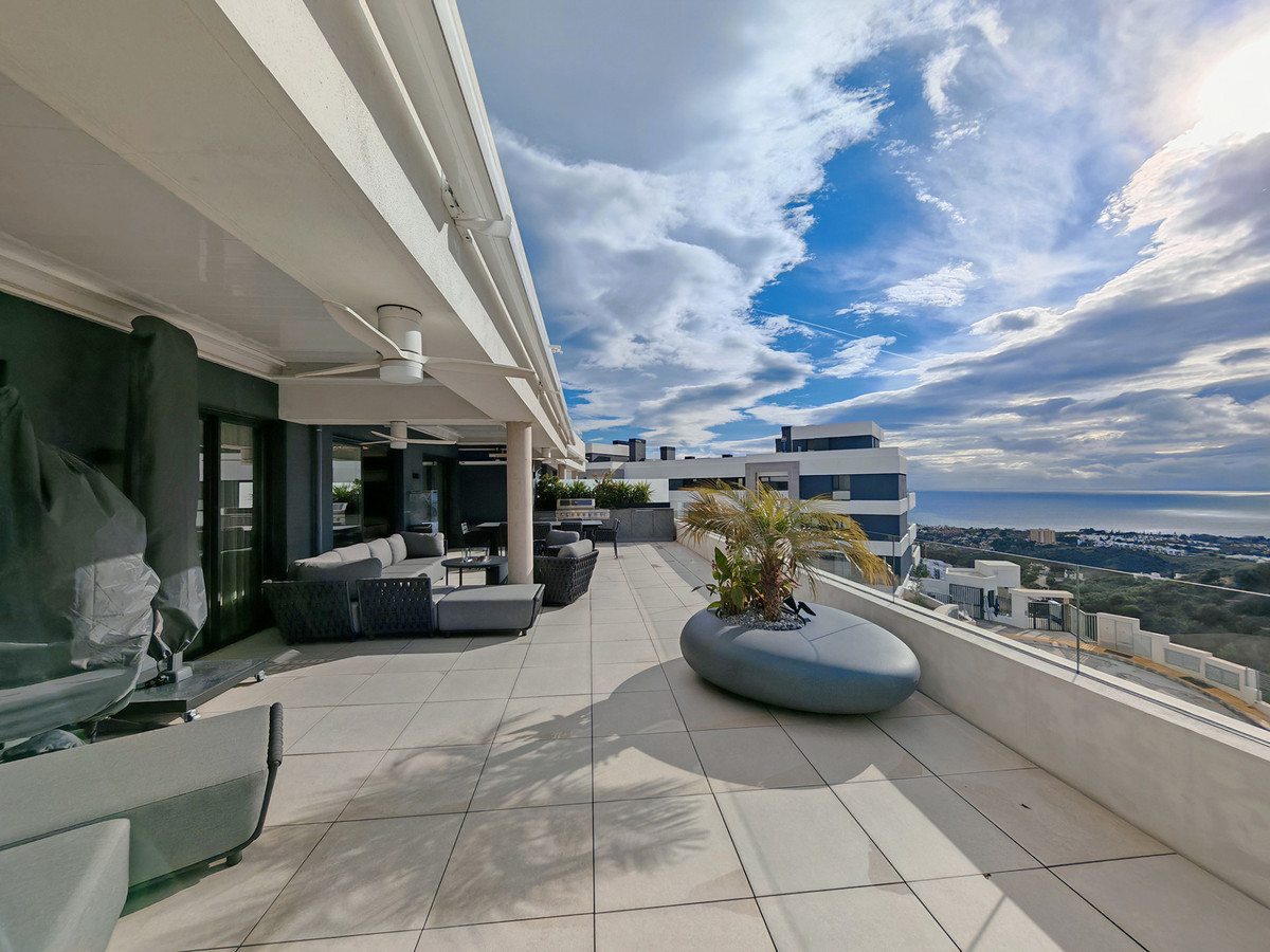 DP-12-R5294920-1 Penthouse for sale in Marbella