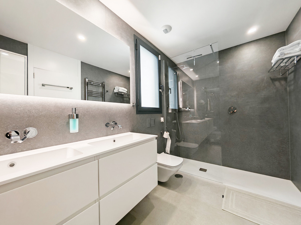 DP-12-R5294920-15 Penthouse for sale in Marbella