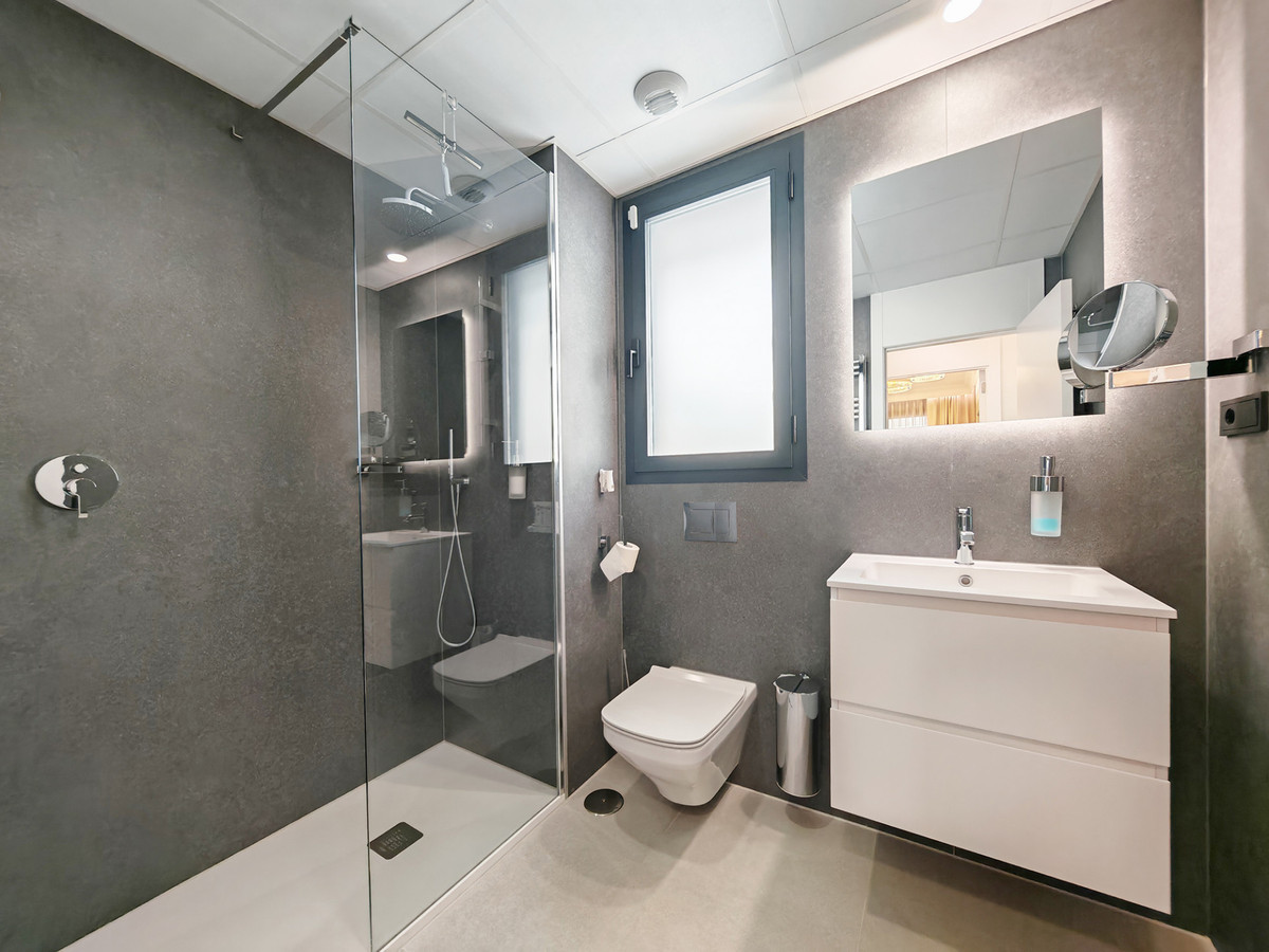 DP-12-R5294920-19 Penthouse for sale in Marbella
