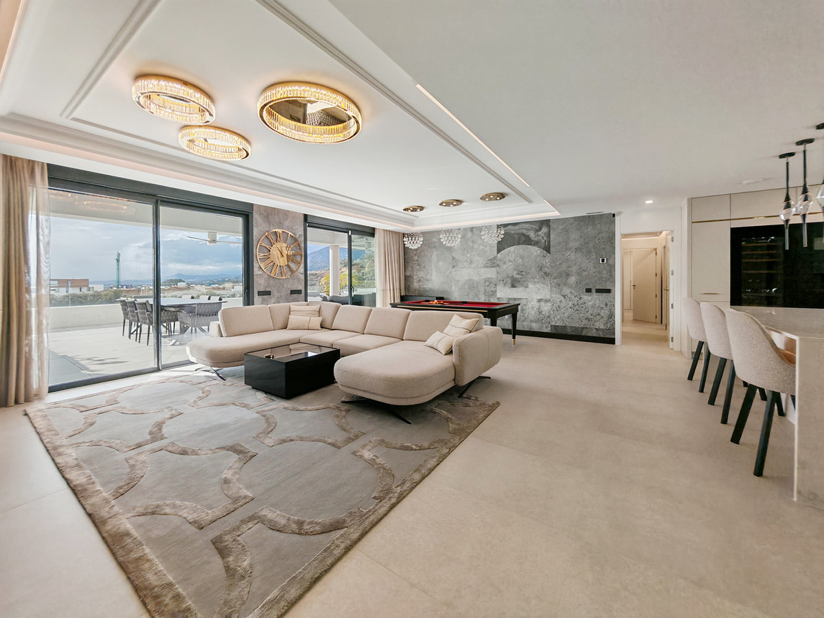 DP-12-R5294920-2 Penthouse for sale in Marbella