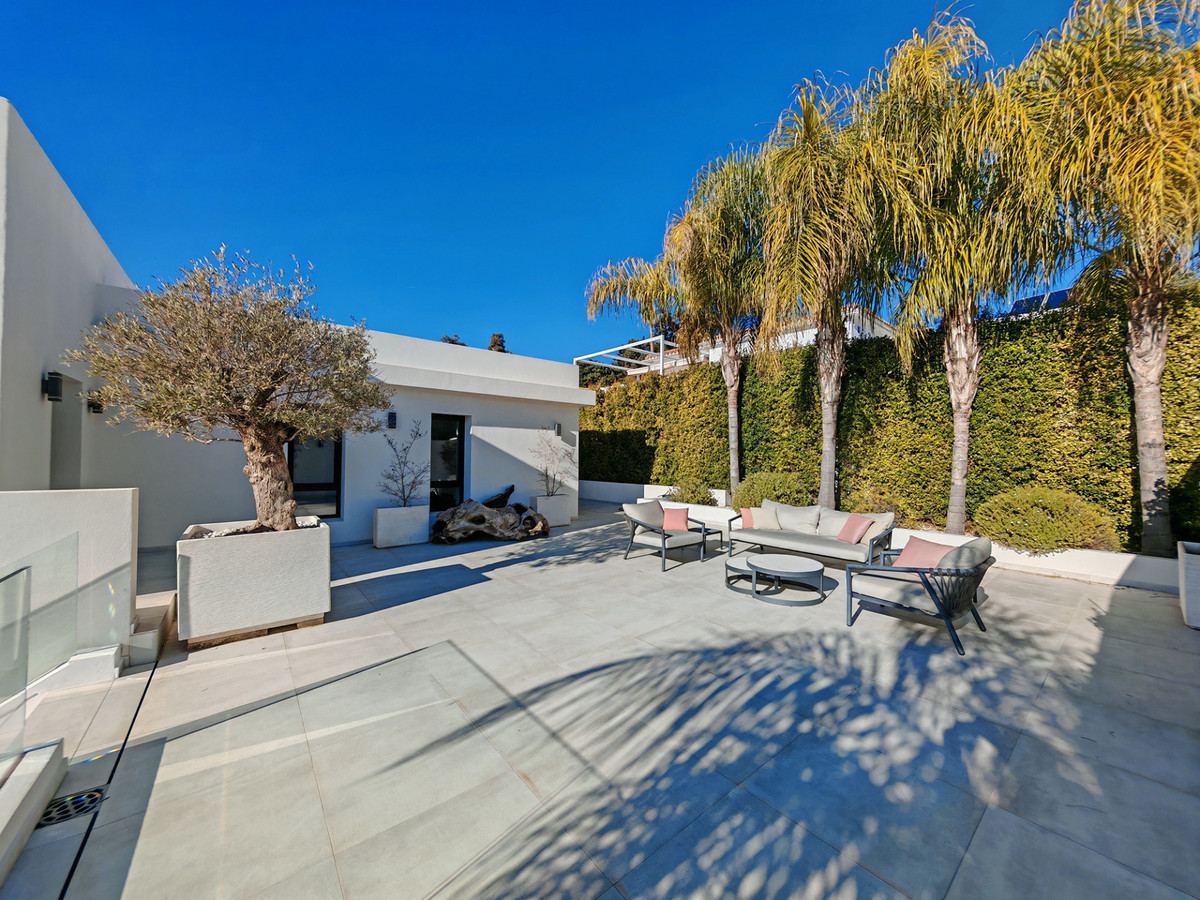 Villa for sale in El Chaparral