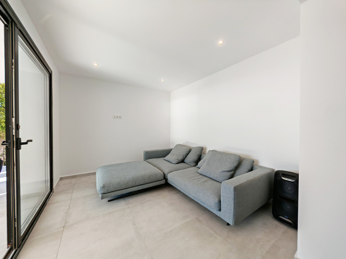 Villa for sale in El Chaparral