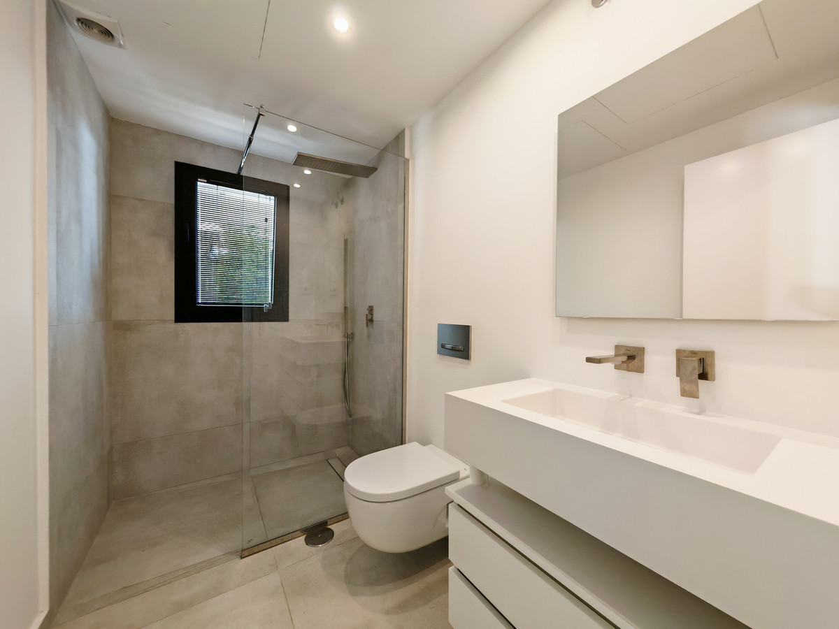 Villa for sale in El Chaparral