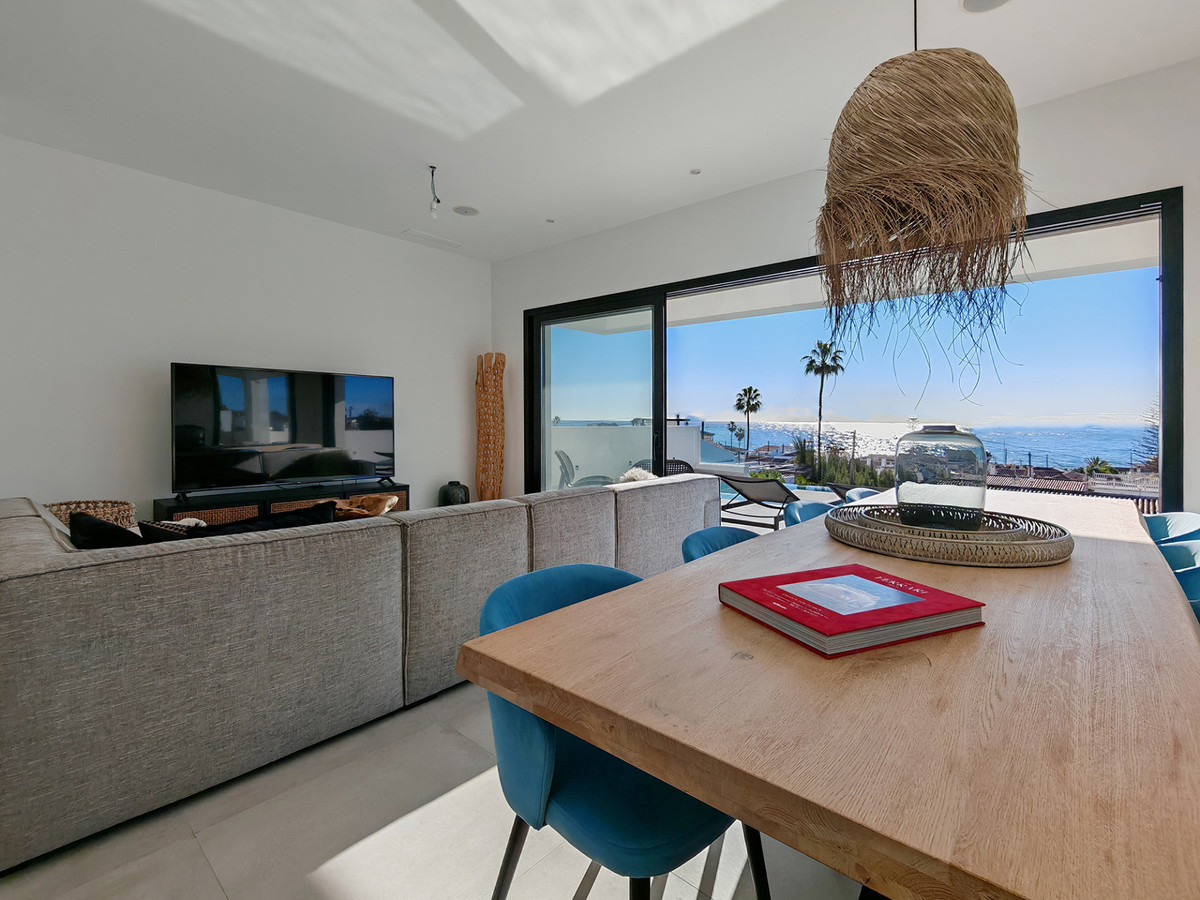 Villa for sale in El Chaparral
