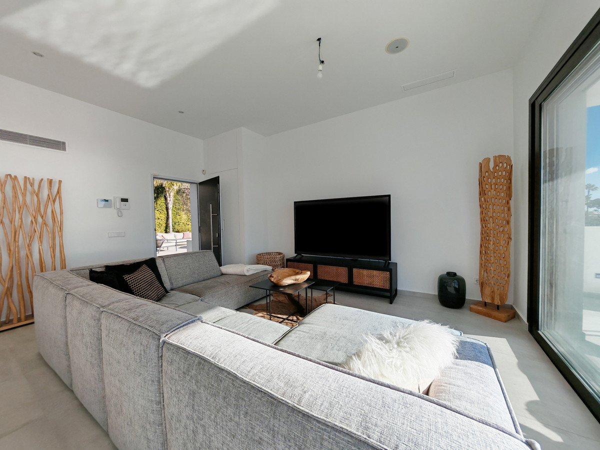 Villa for sale in El Chaparral
