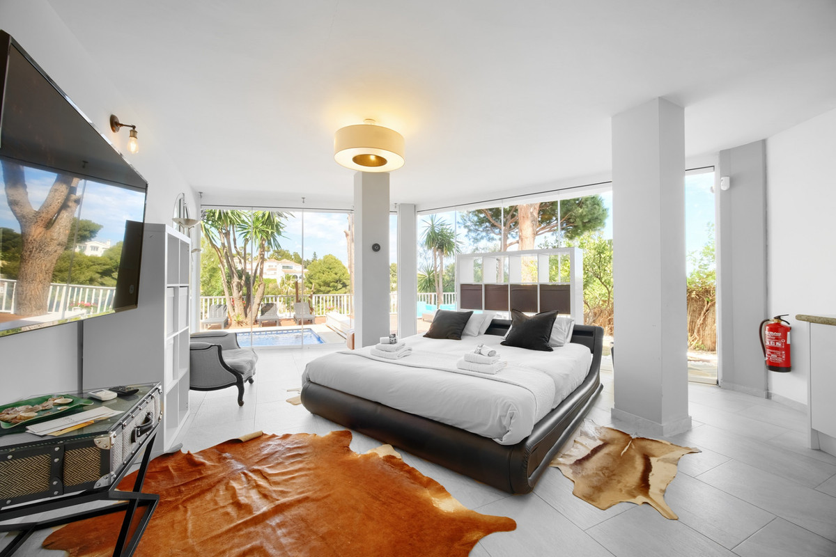 Villa for sale in Mijas Costa