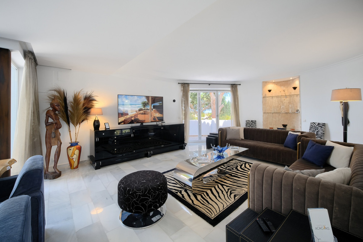 Villa for sale in Mijas Costa
