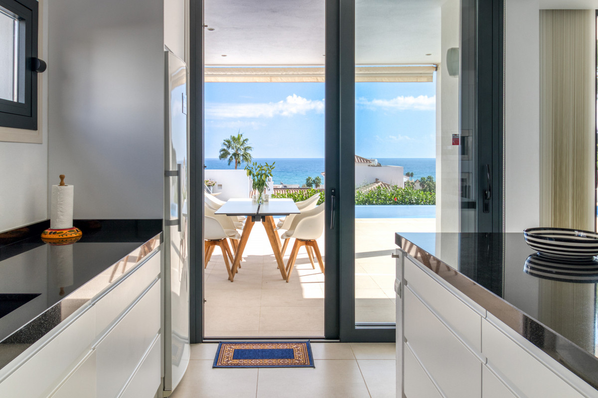 Villa for sale in La Cala de Mijas