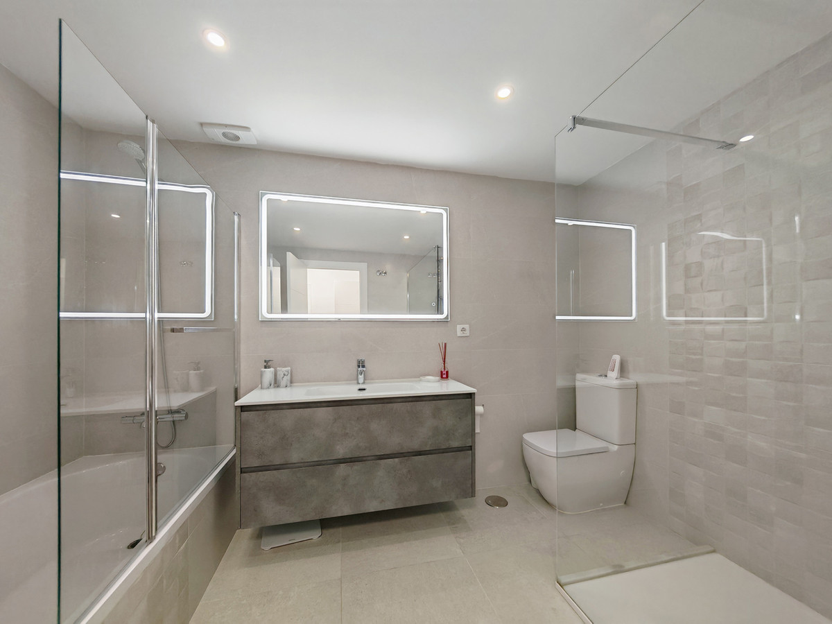 DP-12-R5330005-10 Townhouse for sale in Riviera del Sol