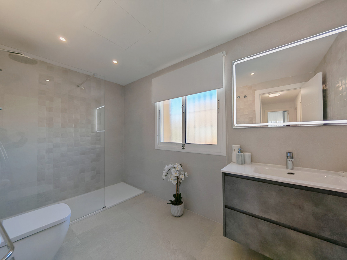 DP-12-R5330005-12 Townhouse for sale in Riviera del Sol