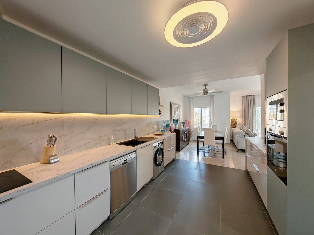 DP-12-R5330005-4 Townhouse for sale in Riviera del Sol