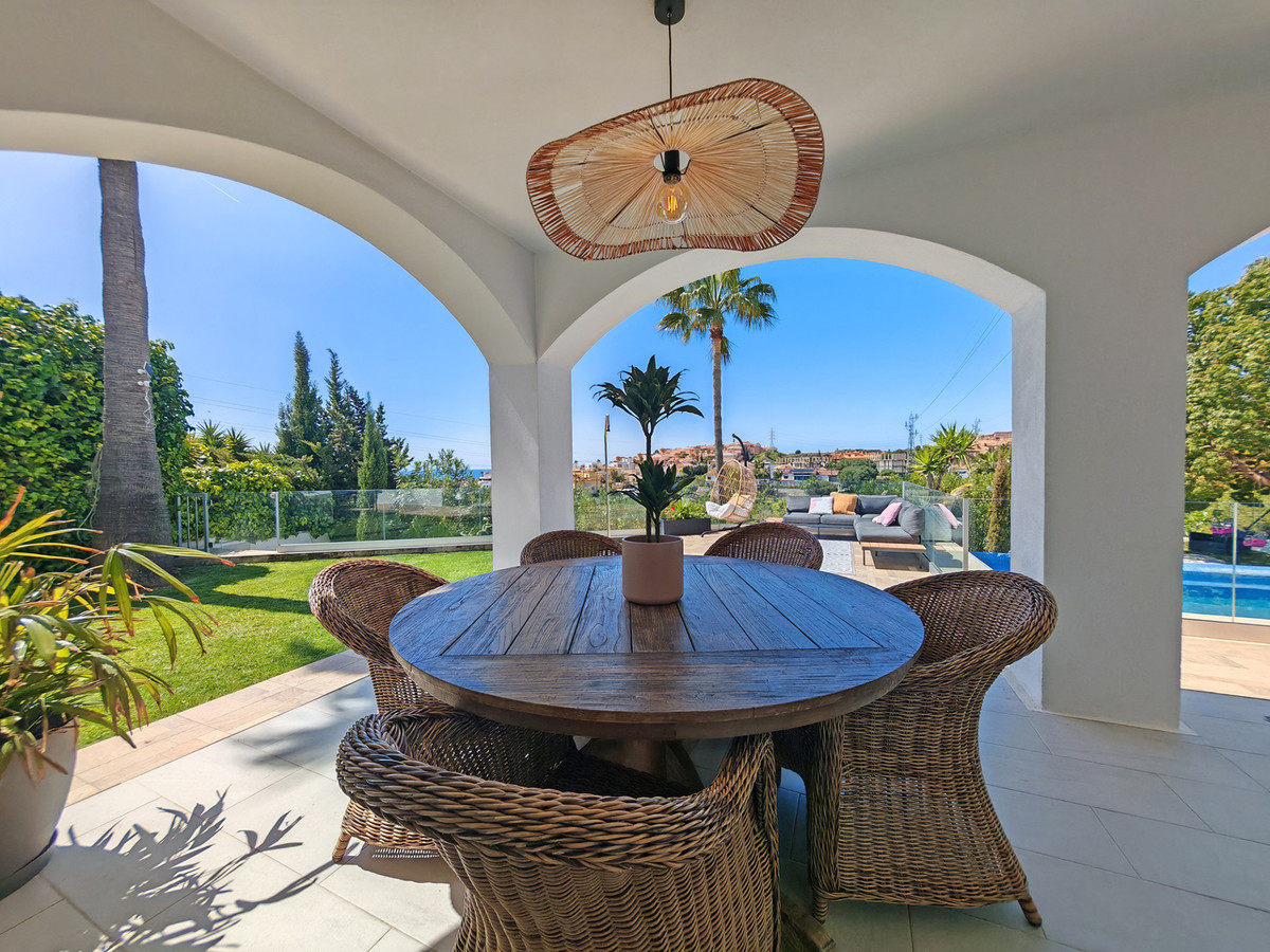 DP-12-R5352697-21 Villa for sale in Riviera del Sol