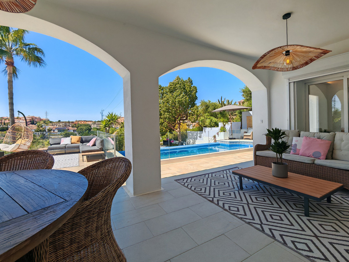 DP-12-R5352697-22 Villa for sale in Riviera del Sol