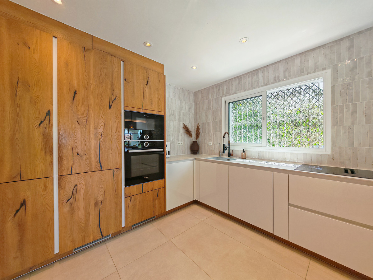 DP-12-R5352697-9 Villa for sale in Riviera del Sol