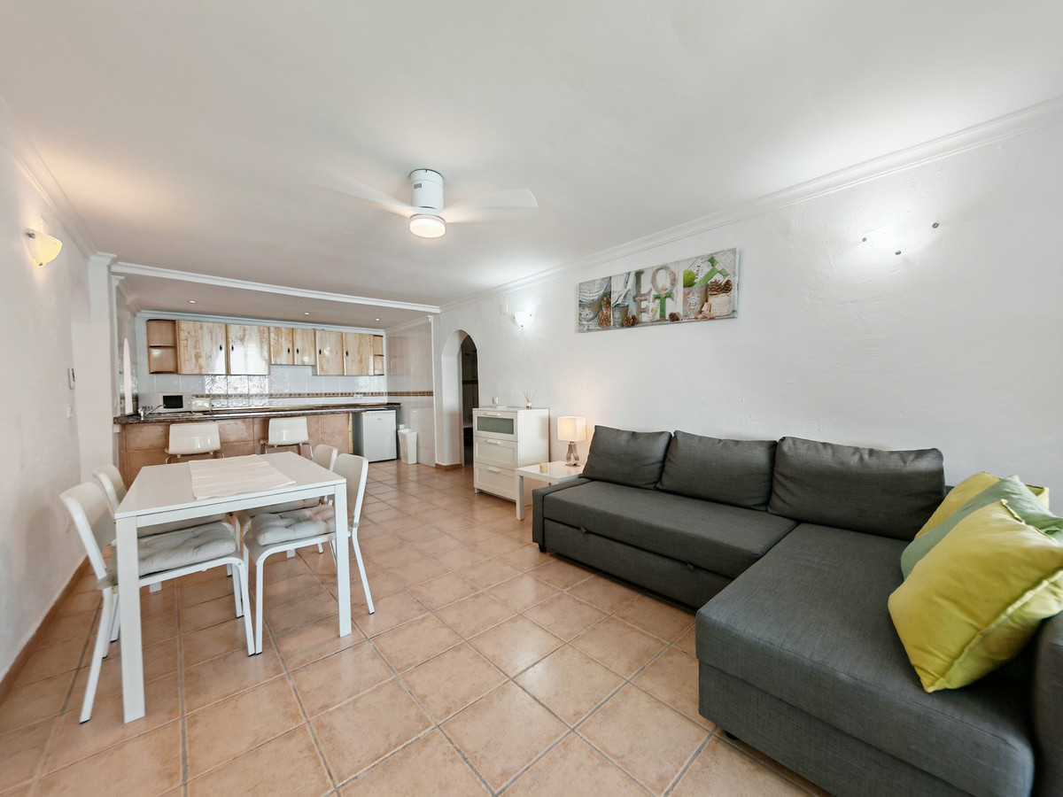 Townhouse for sale in Calahonda