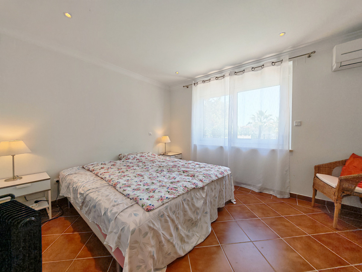 Villa for sale in Marbesa