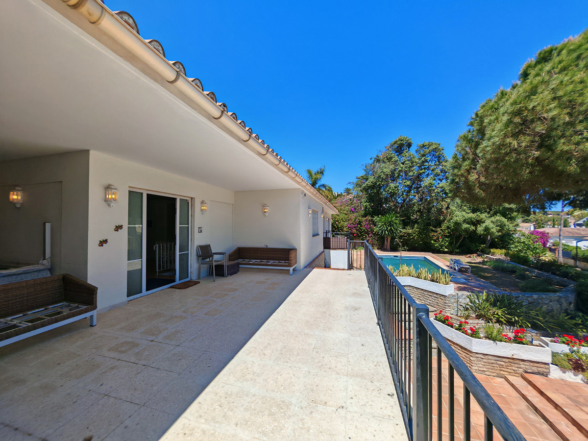Villa for sale in Marbesa
