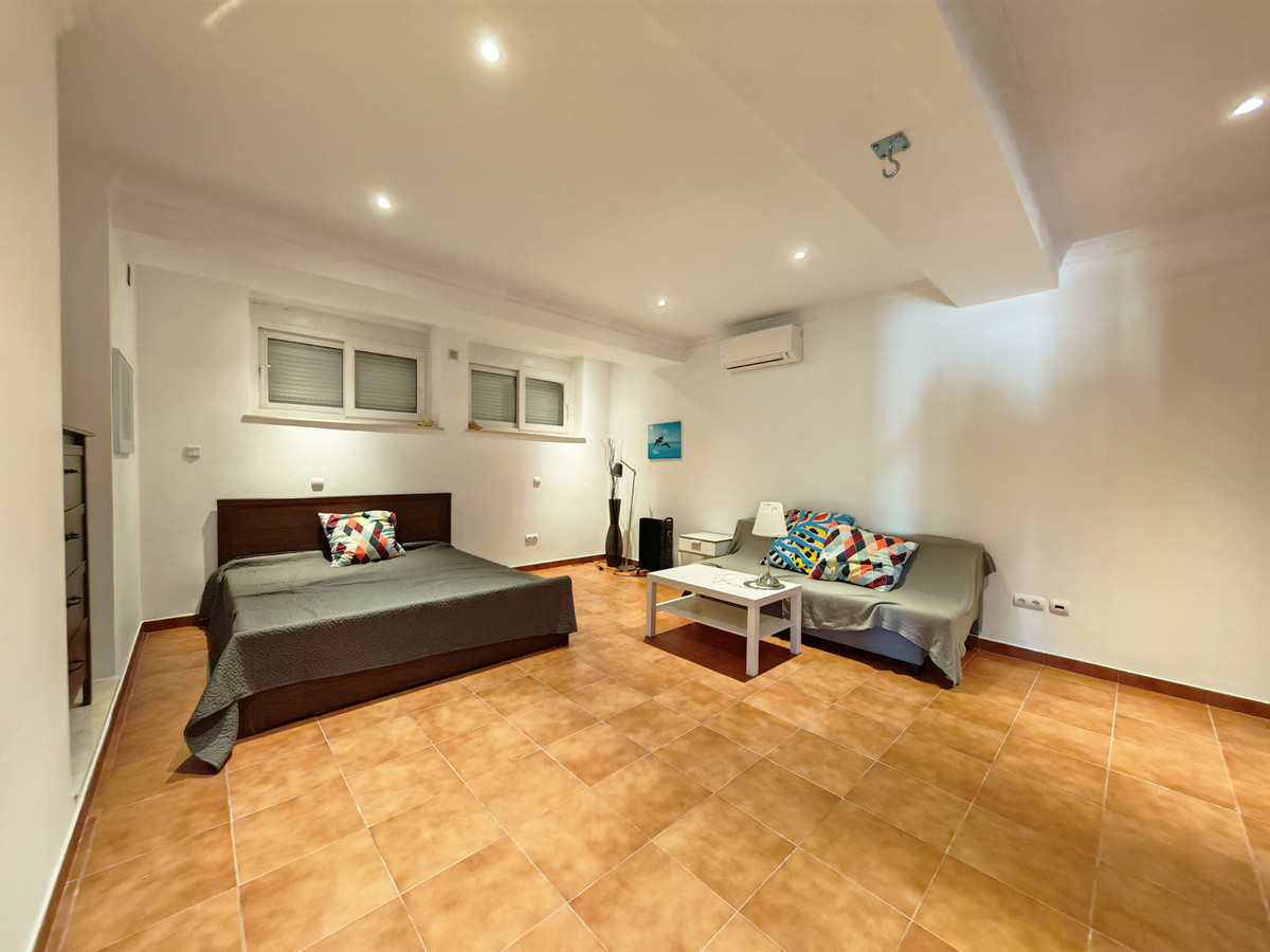 Villa for sale in Marbesa