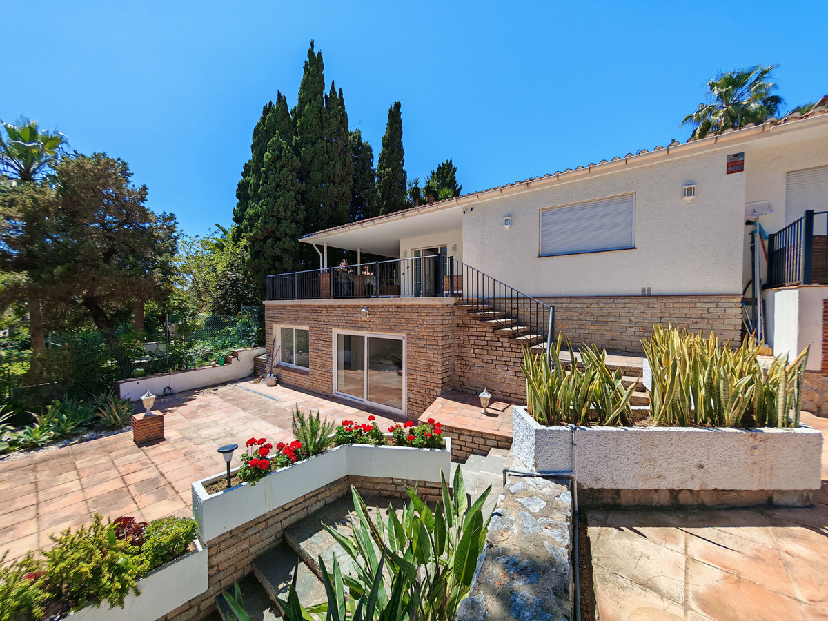 Villa for sale in Marbesa
