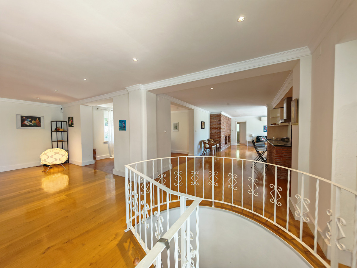 Villa for sale in Marbesa