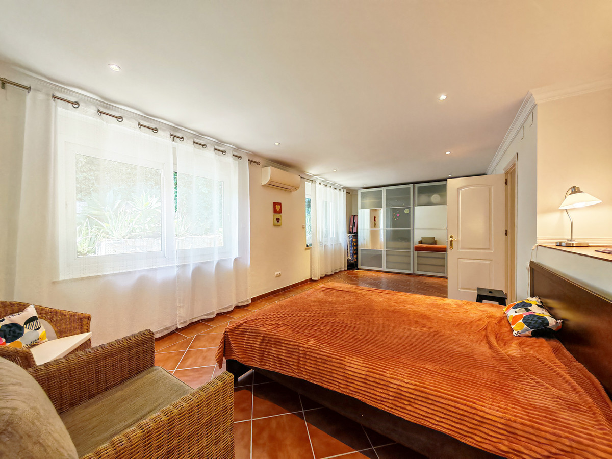 Villa for sale in Marbesa