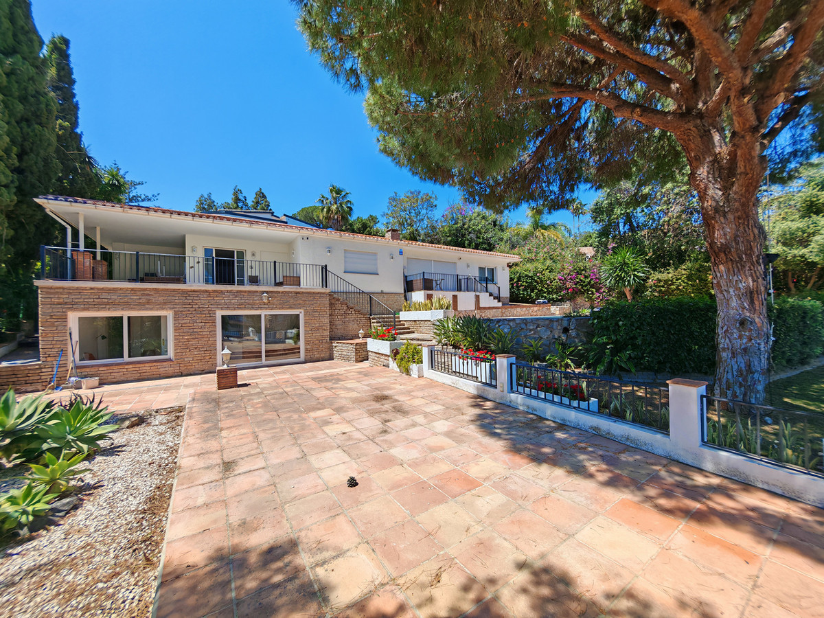 Villa for sale in Marbesa